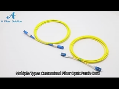 8 Çekirdekli 12 Çekirdekli Fiber Kablo Yama Kablosu Erkek Dişi Çıkış Koparma MPO MTP'den LC'ye