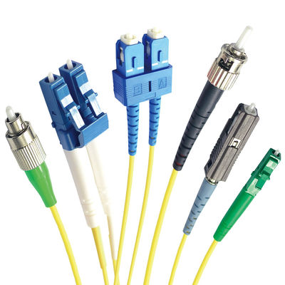 SC APC Fiber Kablo Yama Kablosu FTTH Sistemi için 2mm Tek Modlu Simplex